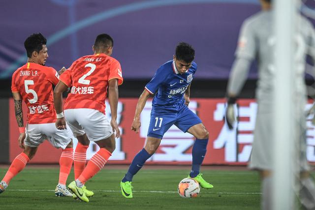 欧冠夺冠赔率：巴萨逼近皇马 黑马维拉跻身前10